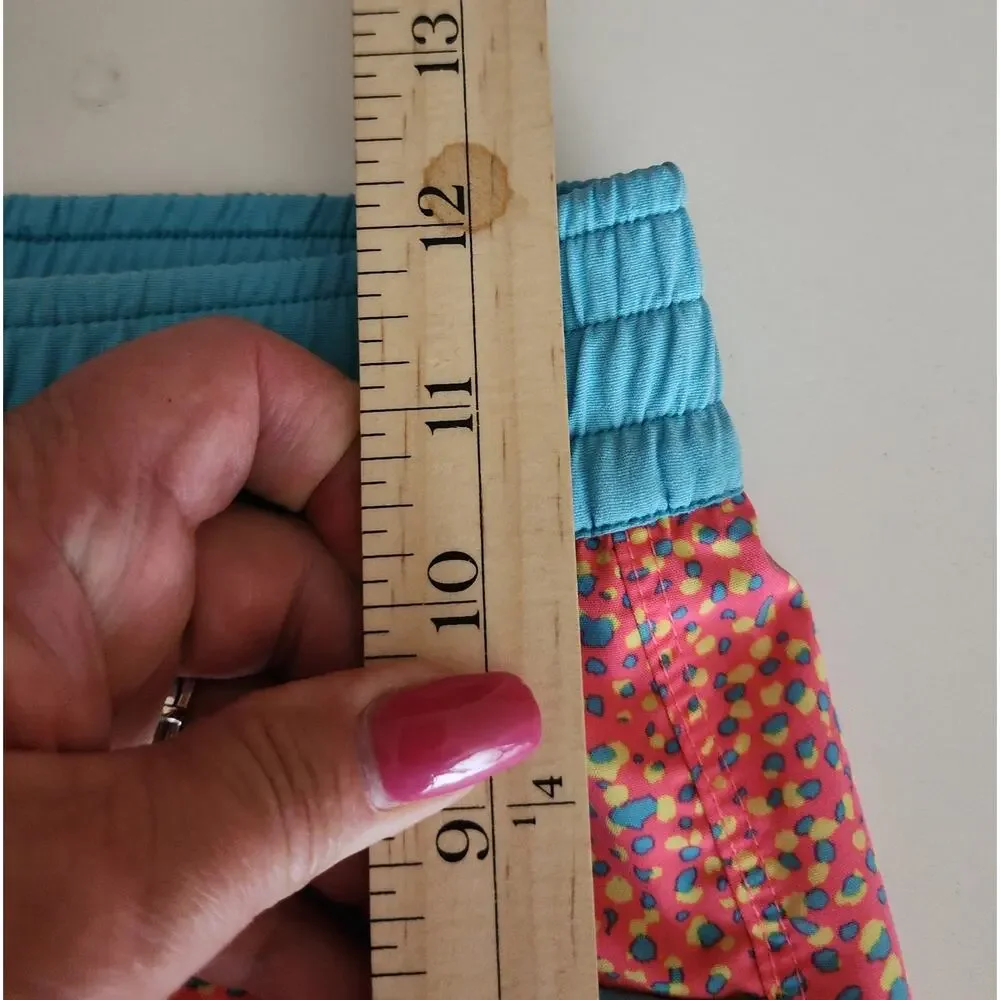 The North Face shorts girls lg (14-16) Dogpatch print water